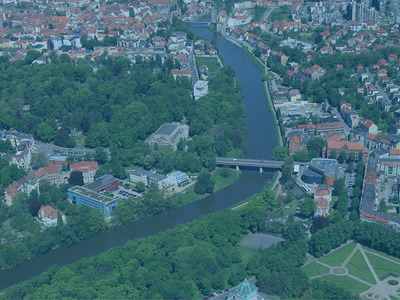 Der Fluss wird zur echten Mitte – Die Entwicklung des Brückenparks